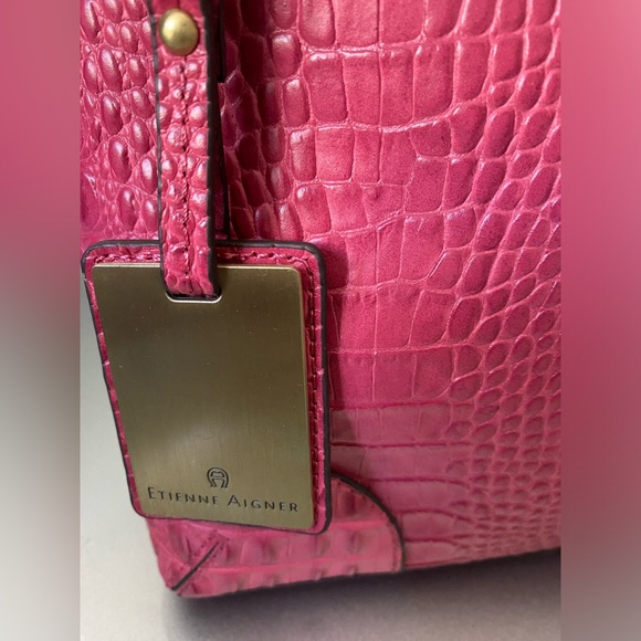 Eternal Aigner Pink Leather Bag. - Picture 2 of 12